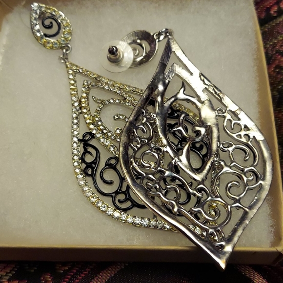 Large Silver/Black Dangle Earrings - Picture 2 of 4